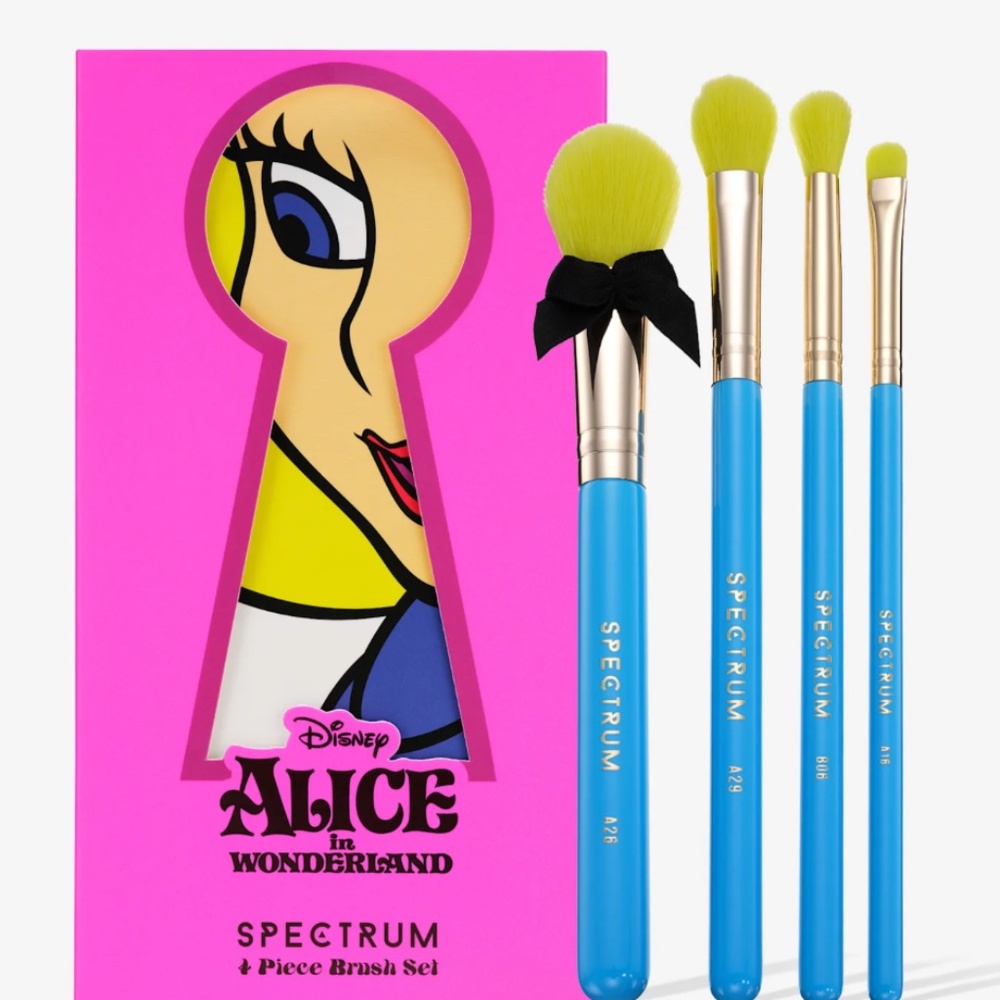Disney Alice in Wonderland Spectrum Brush Set